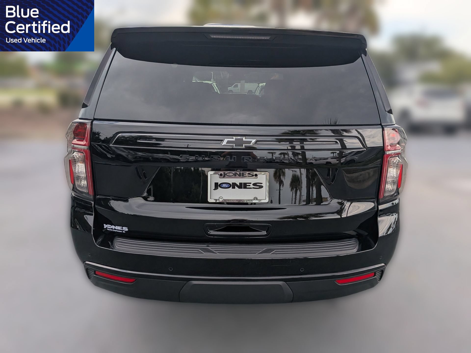 Used 2024 Chevrolet Suburban Z71 w/ Luxury Package AWD/4WD image 6