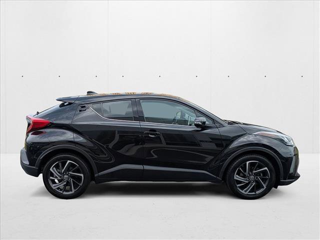 Used 2022 Toyota C-HR Limited image 4