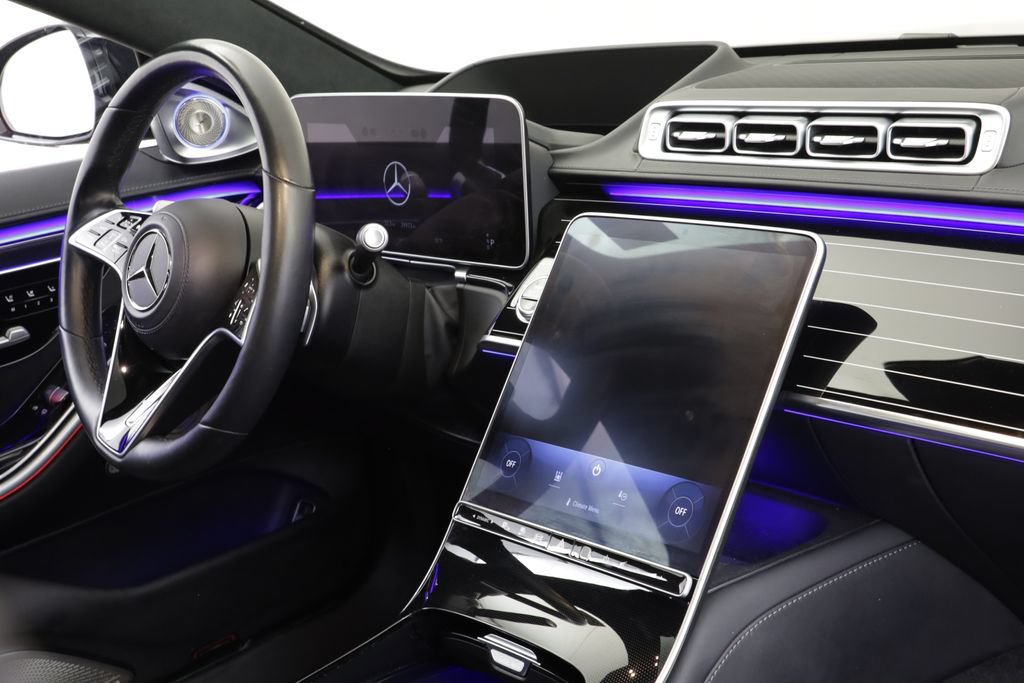 Used 2023 Mercedes-Benz S 580e 4MATIC Sedan image 23