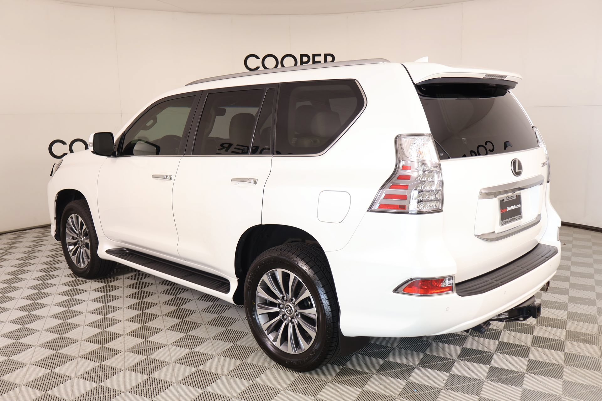 Used 2020 Lexus GX 460 Luxury w/ Off Road Package AWD/4WD image 25