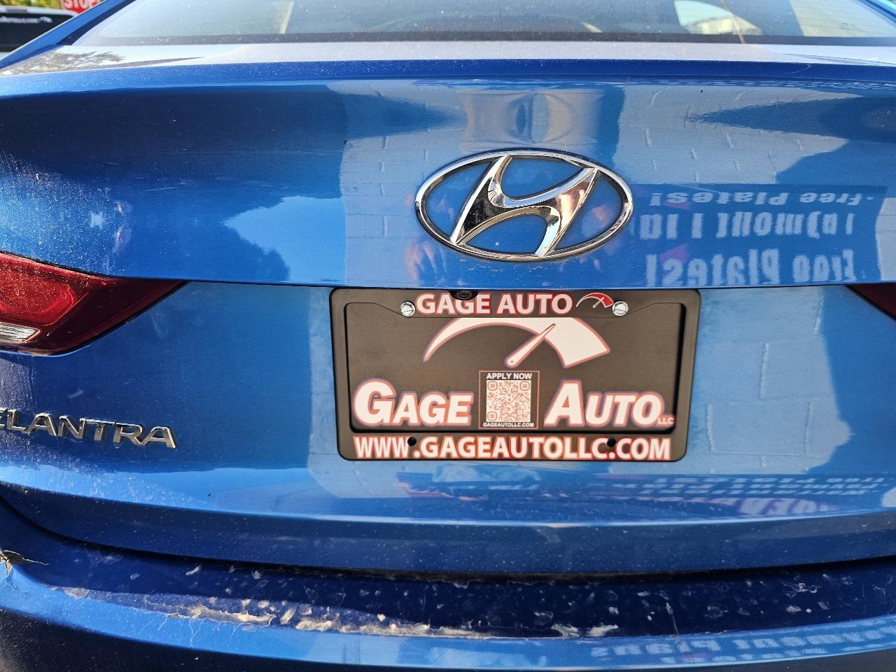 Used 2017 Hyundai Elantra SE FWD image 16