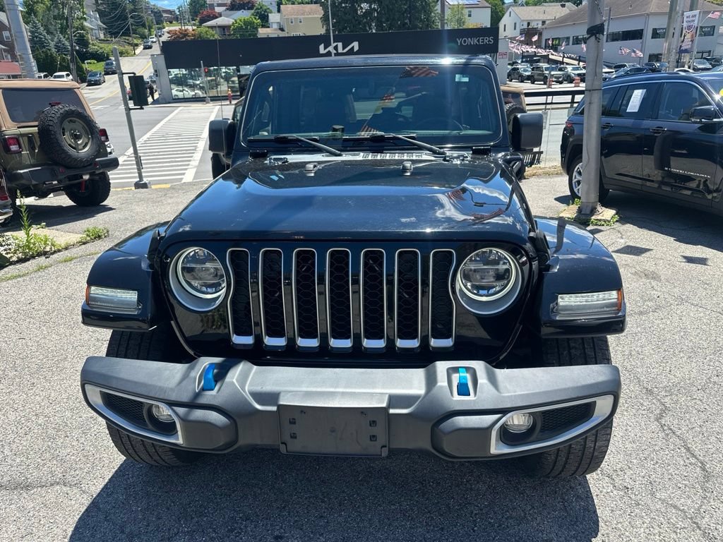 Used 2022 Jeep Wrangler Unlimited Sahara w/ Cold Weather Group AWD/4WD image 3