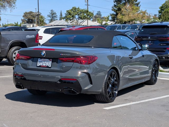 Used 2025 BMW M440i Convertible image 5