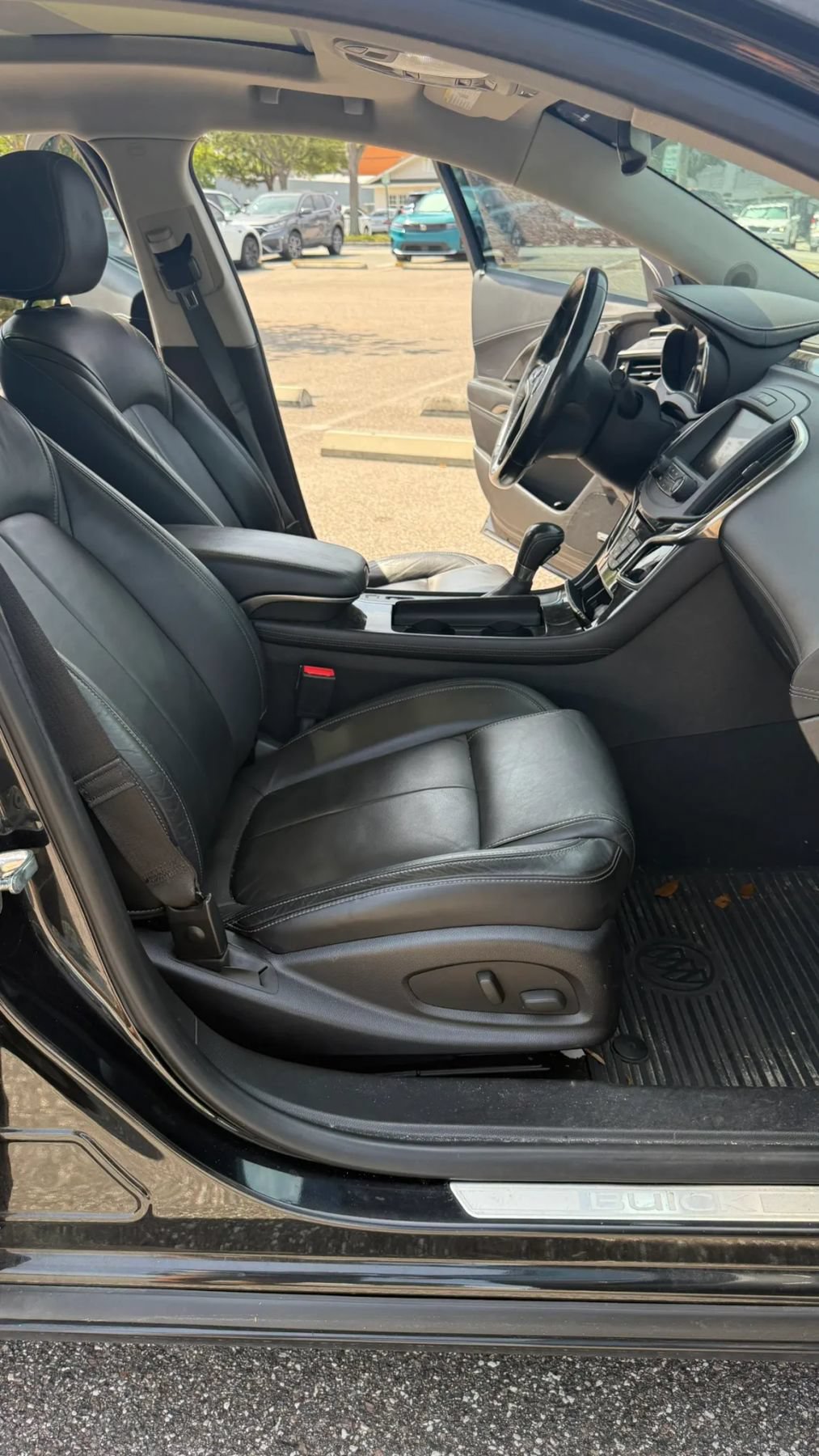 Used 2015 Buick LaCrosse Leather AWD/4WD image 13