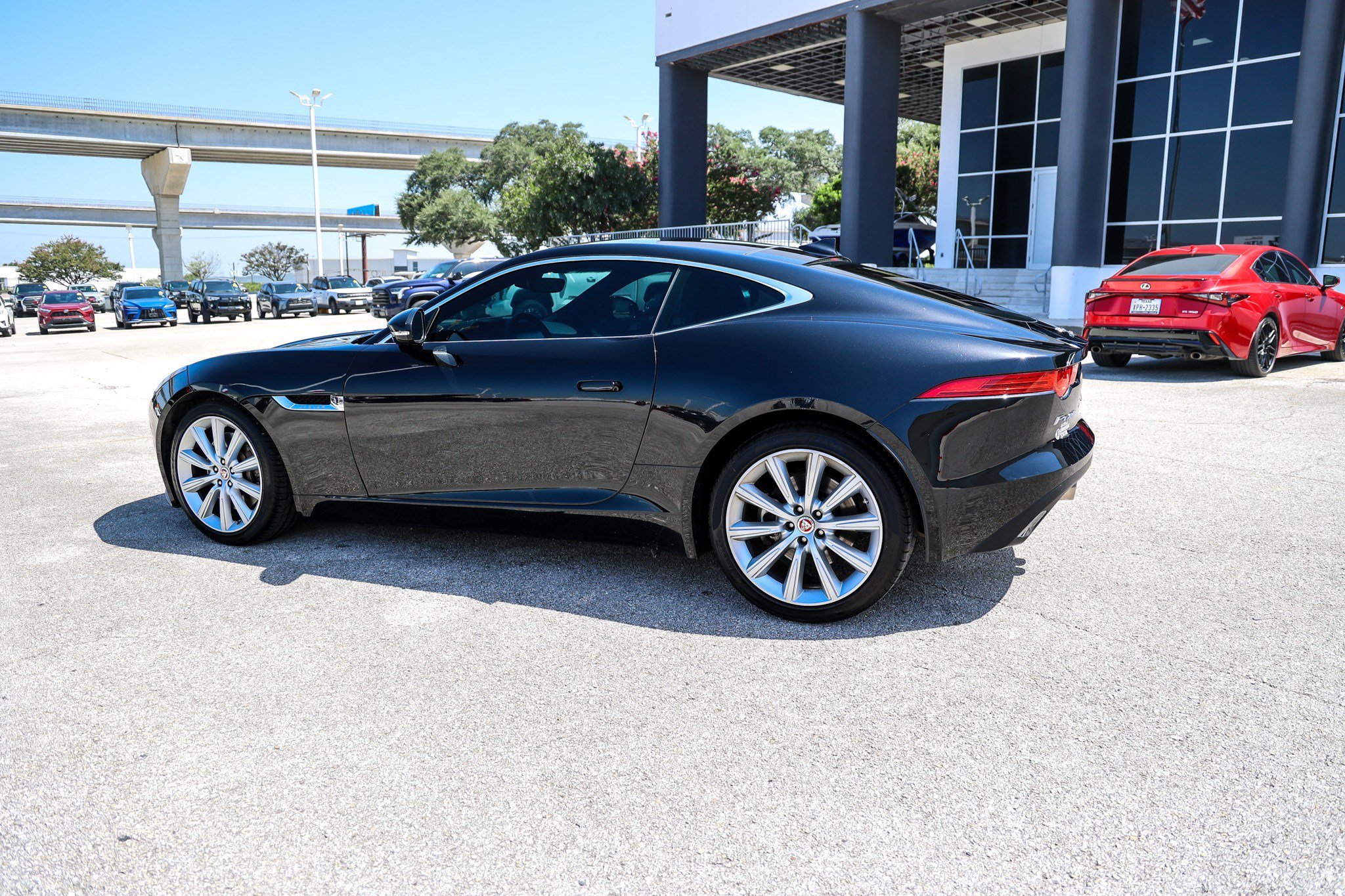 Used 2016 Jaguar F-TYPE Coupe RWD image 11