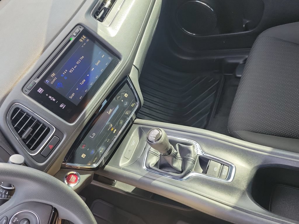 Certified 2017 Honda HR-V EX image 35