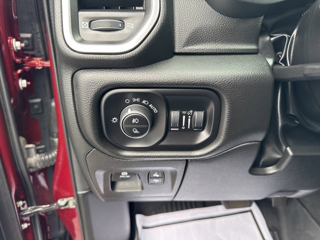 Used 2023 RAM 1500 Laramie image 24