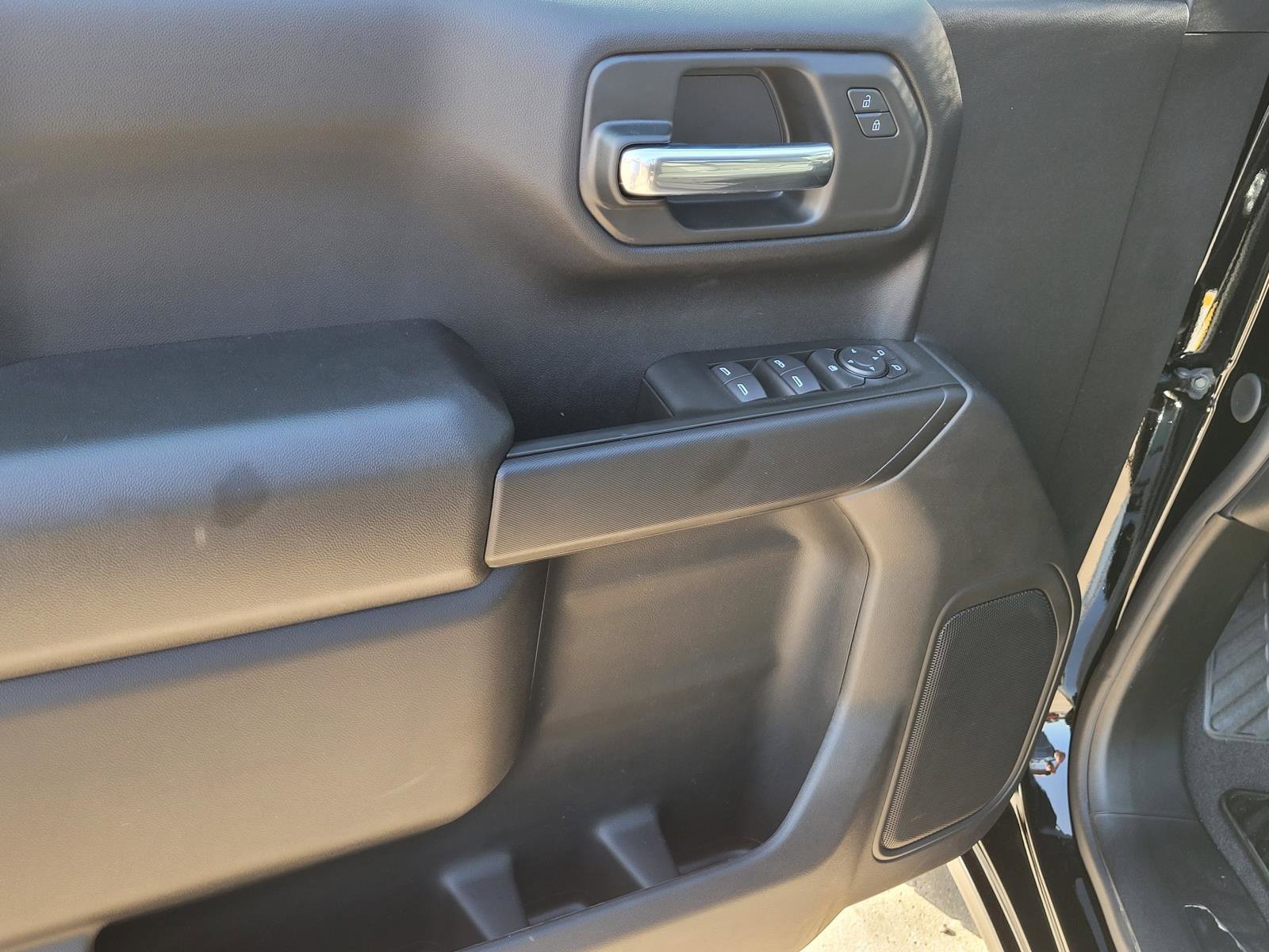 New 2026 Chevrolet Silverado 1500 Custom AWD/4WD image 12
