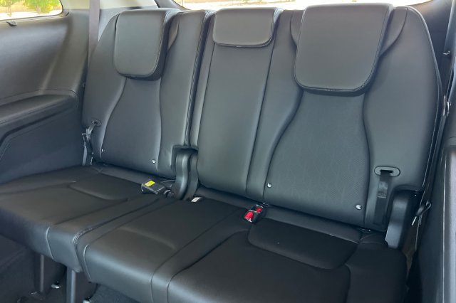 New 2027 Kia Carnival SX FWD image 18