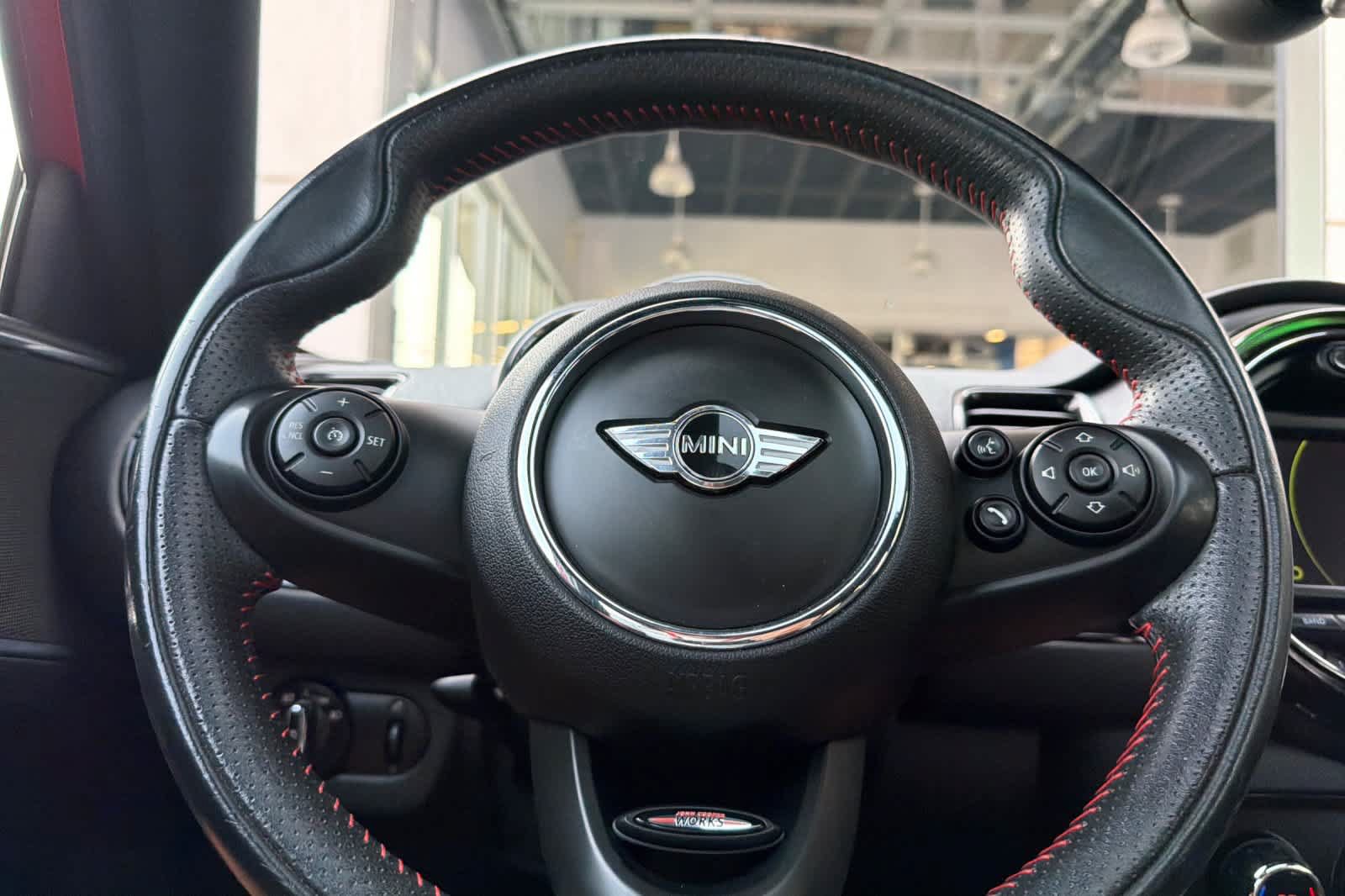 Used 2017 MINI Cooper Clubman ALL4 AWD/4WD image 25