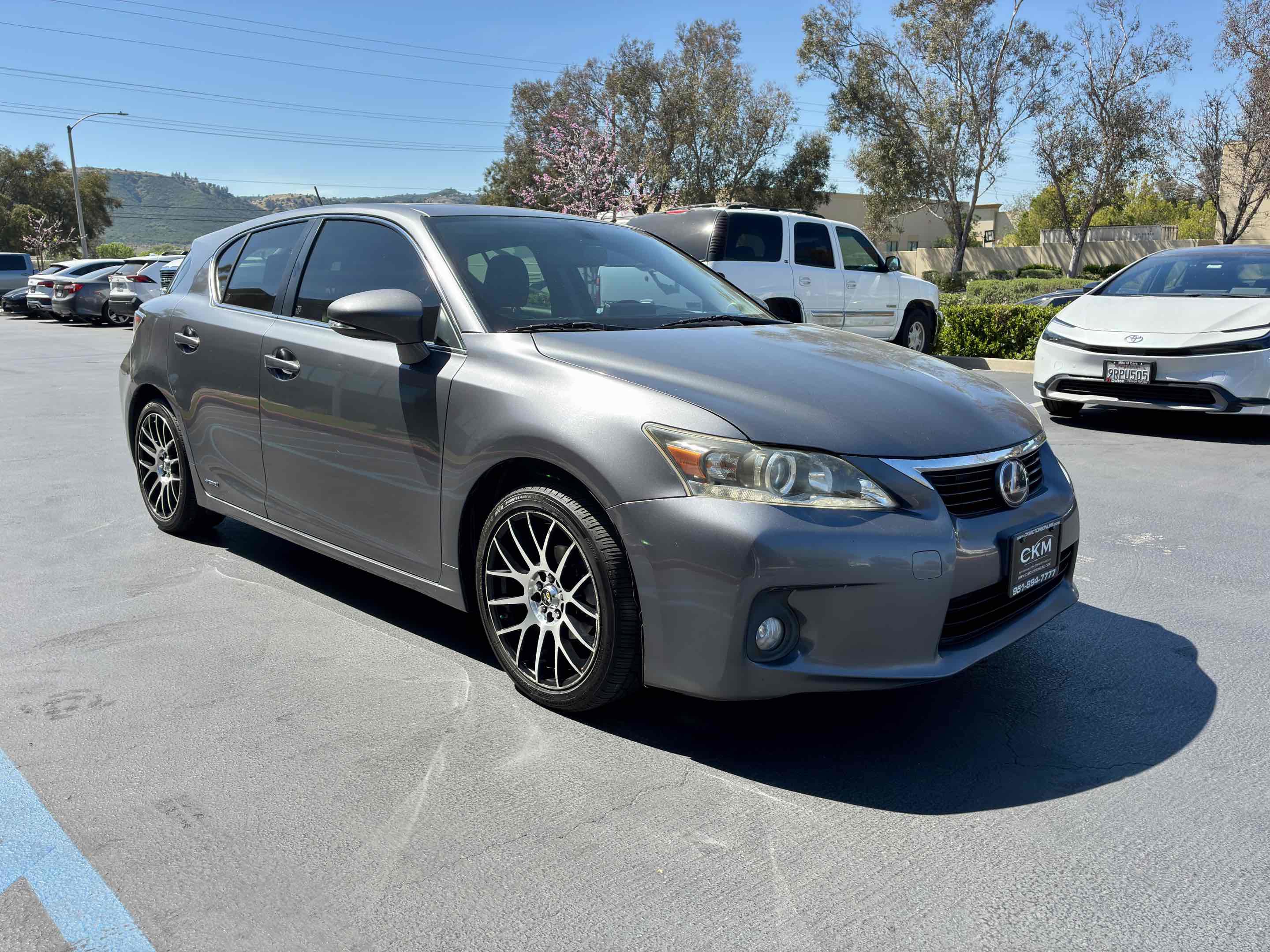 Used 2013 Lexus CT 200h w/ Premium Pkg w/Navigation FWD image 6