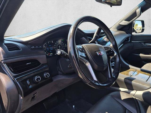 Used 2019 Cadillac Escalade Platinum AWD/4WD image 10
