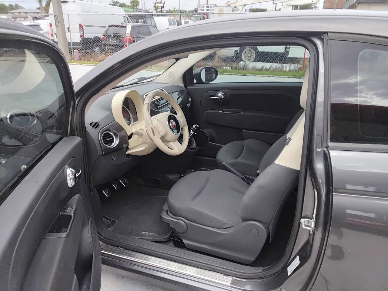 Used 2015 FIAT 500 Pop image 10