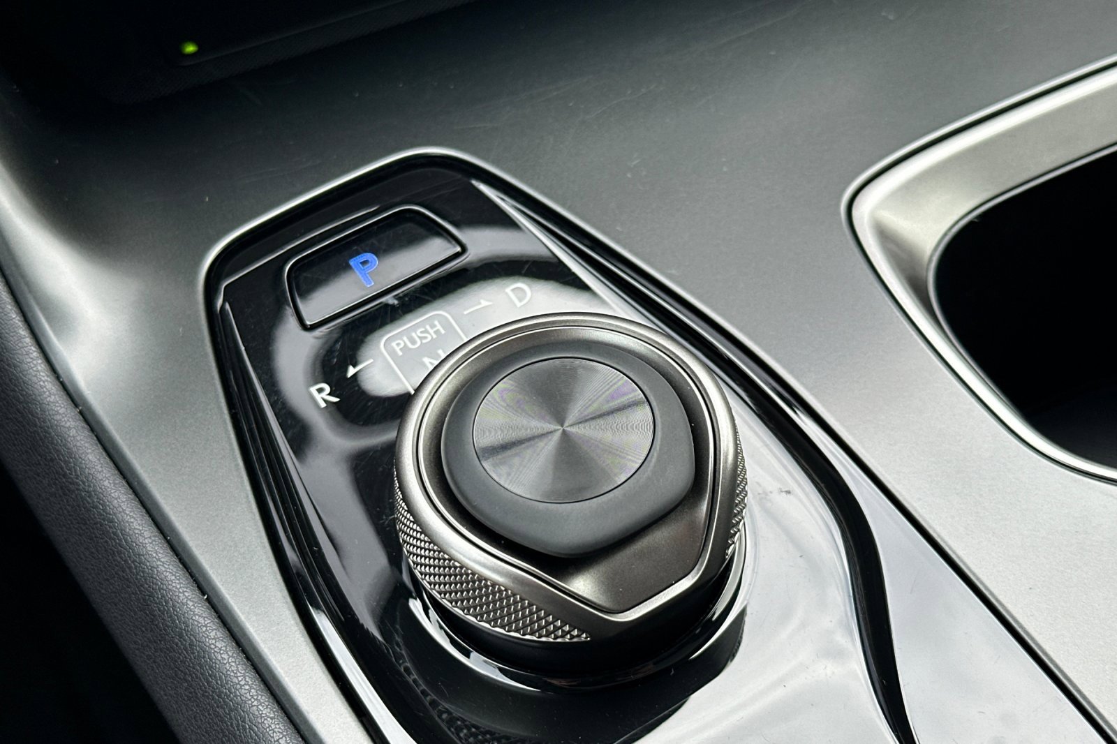 Used 2025 Lexus RZ 300e image 18