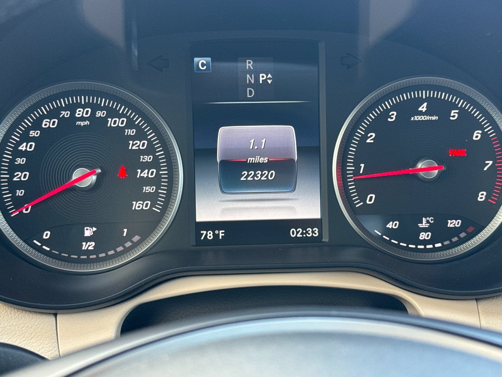 Used 2016 Mercedes-Benz GLC 300 4MATIC image 23