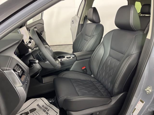 New 2026 Nissan Rogue Platinum image 18