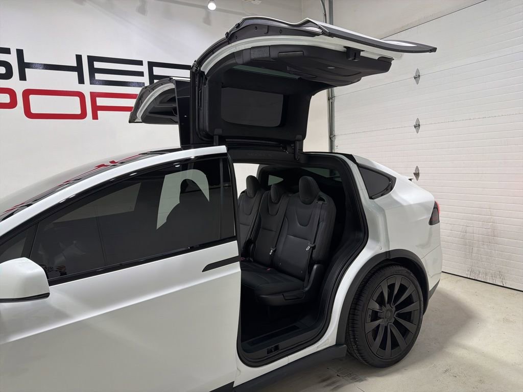Used 2022 Tesla Model X AWD/4WD image 9