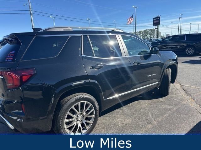 Used 2026 GMC Terrain Denali image 3