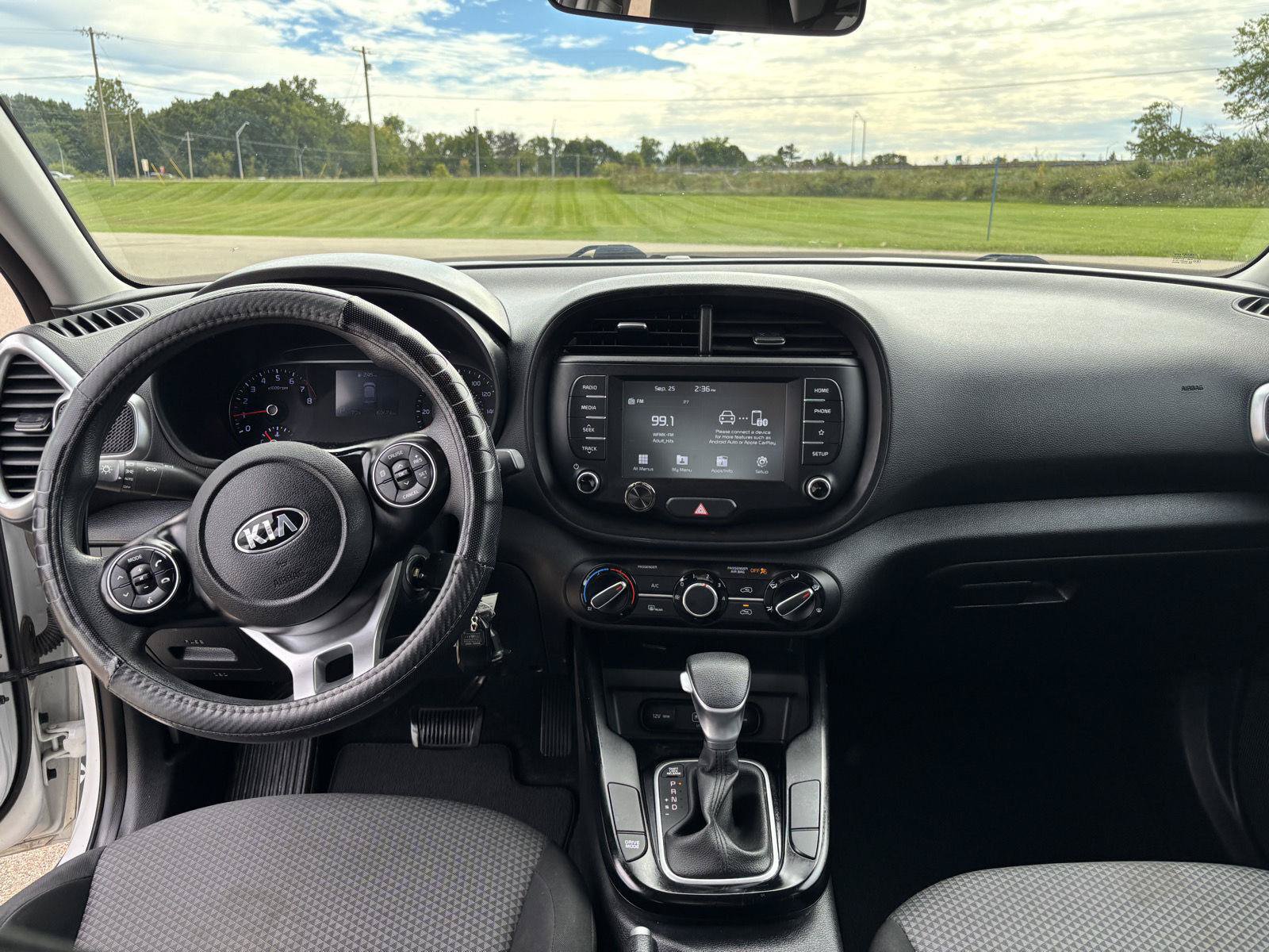 Used 2020 Kia Soul LX FWD image 16