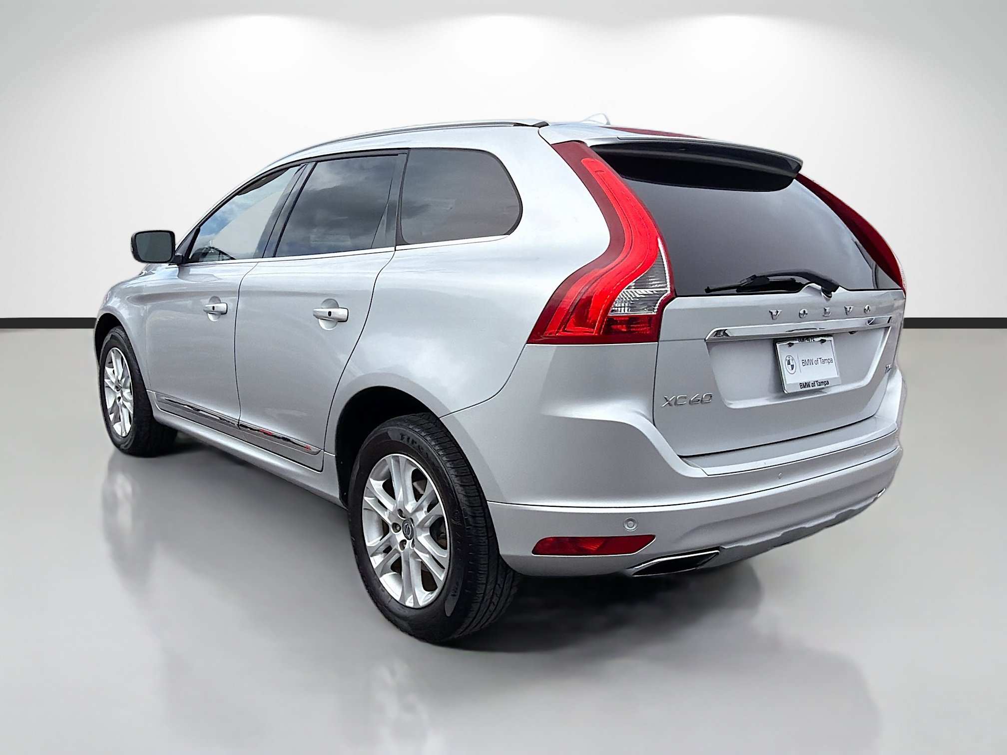 Used 2016 Volvo XC60 T5 Premier FWD image 5