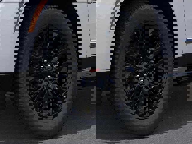 New 2026 GMC Yukon Denali w/ Sun & Power Step Package image 9