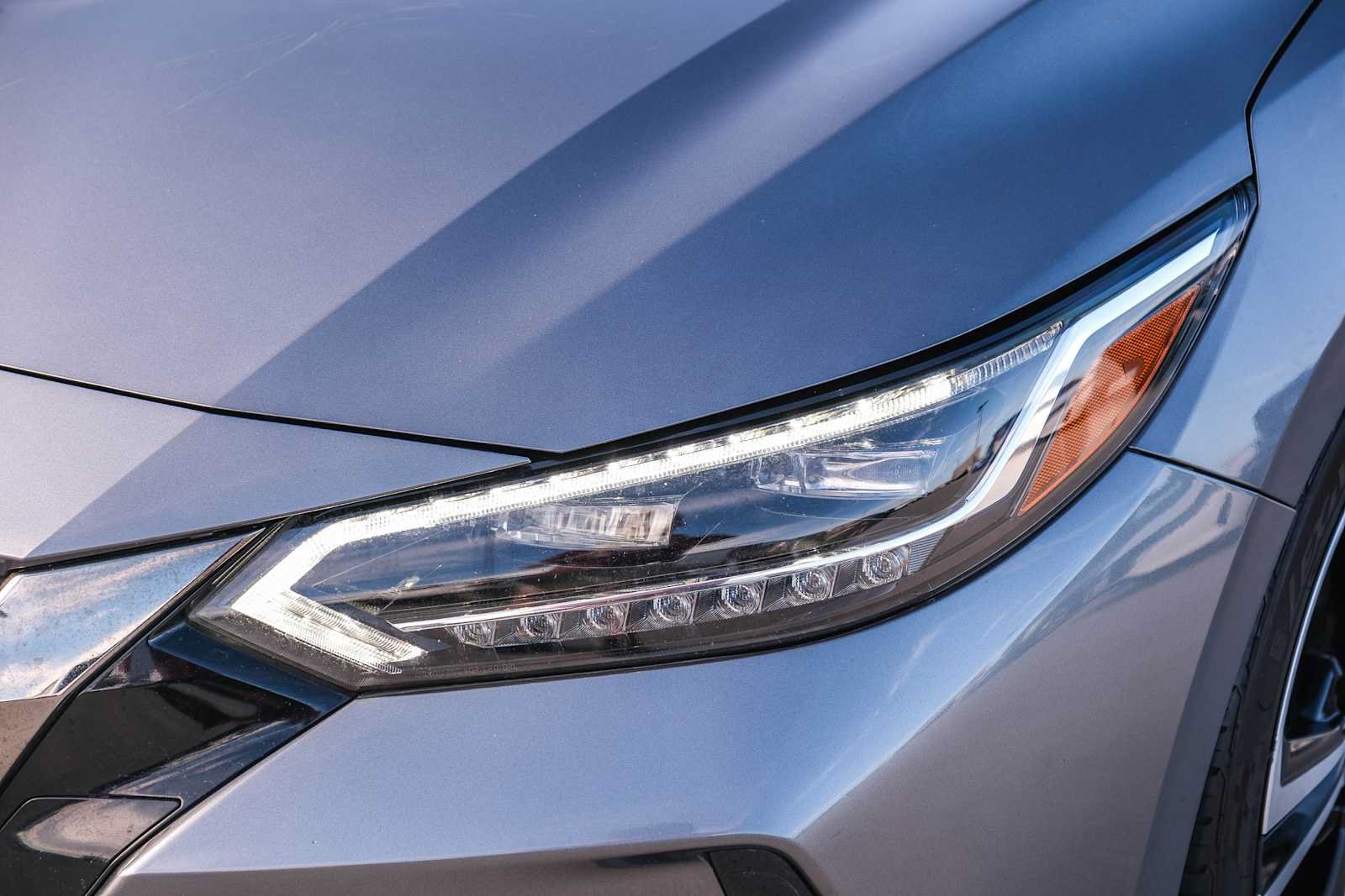 Used 2020 Nissan Sentra SR w/ Premium Package FWD image 12