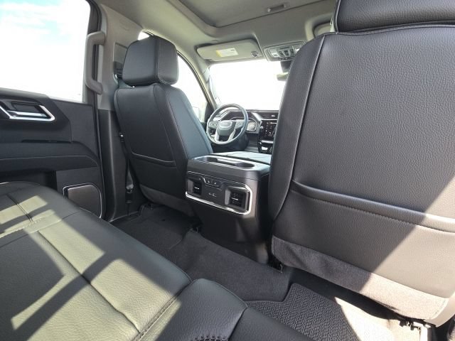 Used 2026 GMC Sierra 1500 Denali w/ Technology Package AWD/4WD image 18