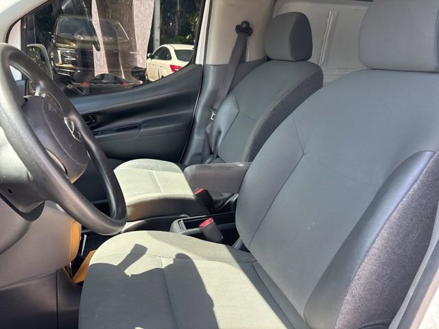 Used 2017 Nissan NV200 SV w/ Technology Package FWD image 6