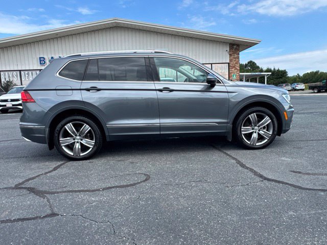 Used 2021 Volkswagen Tiguan SEL AWD/4WD image 11