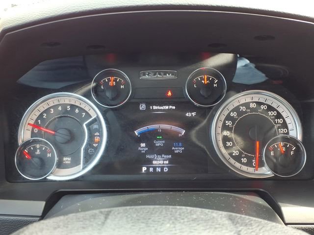 Certified 2016 RAM 1500 Laramie w/ Convenience Group image 29