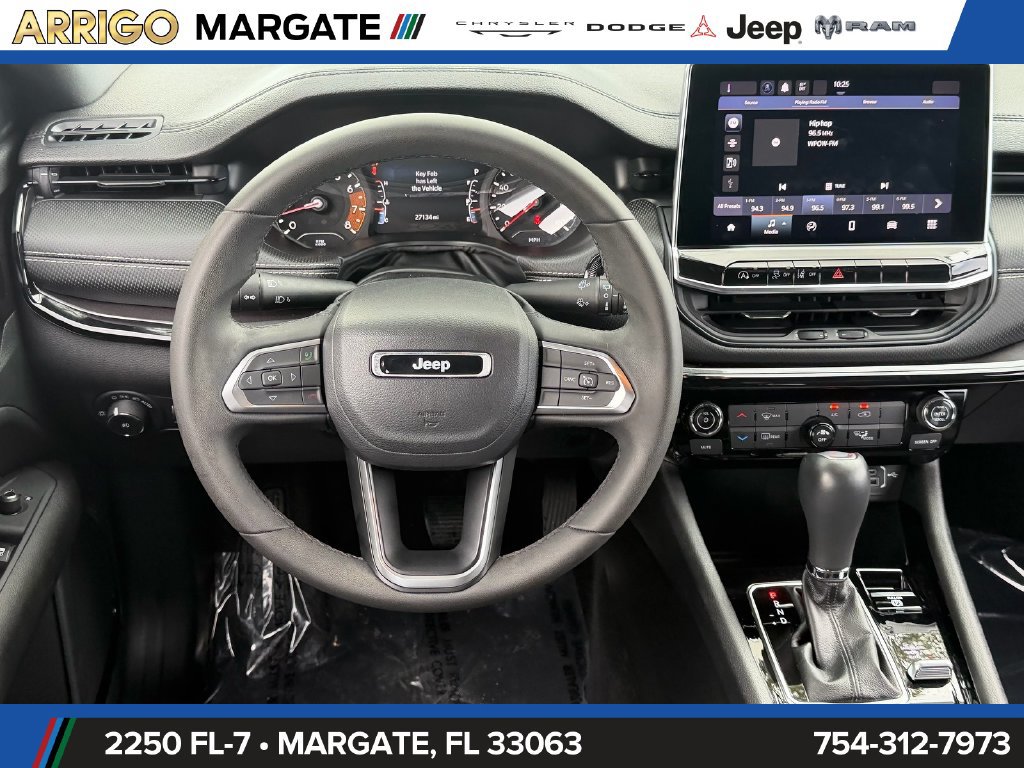 Certified 2023 Jeep Compass Latitude AWD/4WD image 13