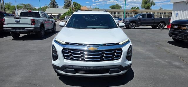 Used 2025 Chevrolet Equinox LT w/ Convenience Package II AWD/4WD image 2