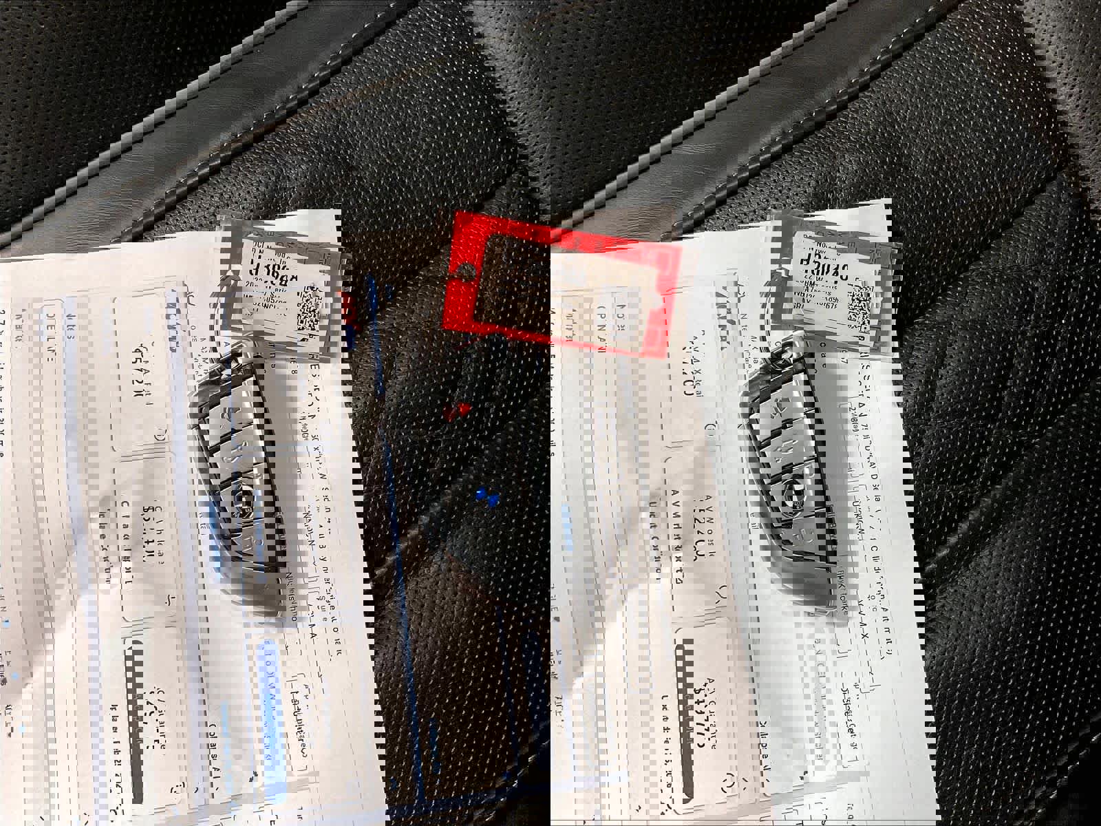 Used 2022 BMW 750i xDrive w/ Autobahn Package image 31