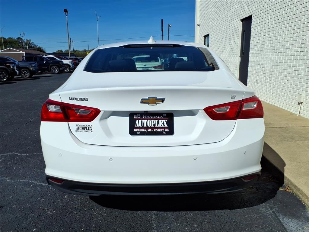 Used 2024 Chevrolet Malibu LT image 4