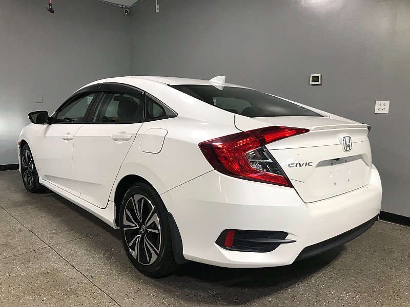 Used 2018 Honda Civic EX-T image 5