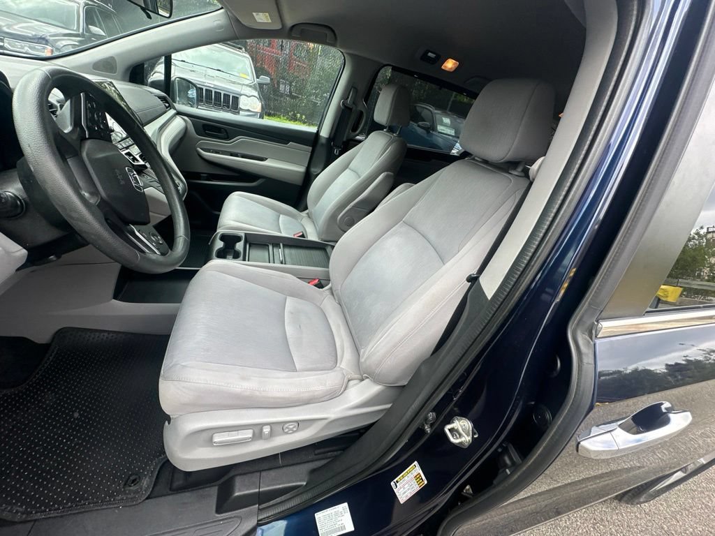Used 2018 Honda Odyssey EX image 9