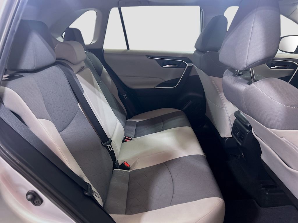 Used 2020 Toyota RAV4 XLE w/ Convenience Package FWD image 24