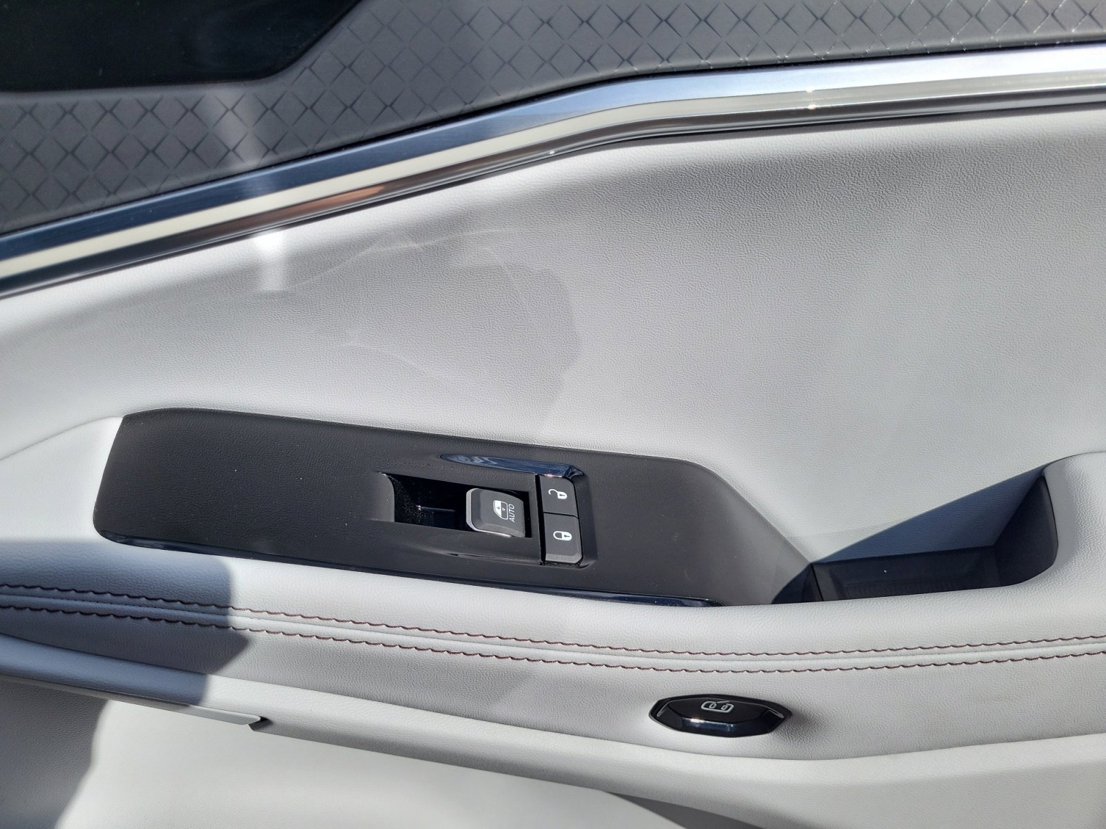 New 2025 Jeep Wagoneer Limited image 16