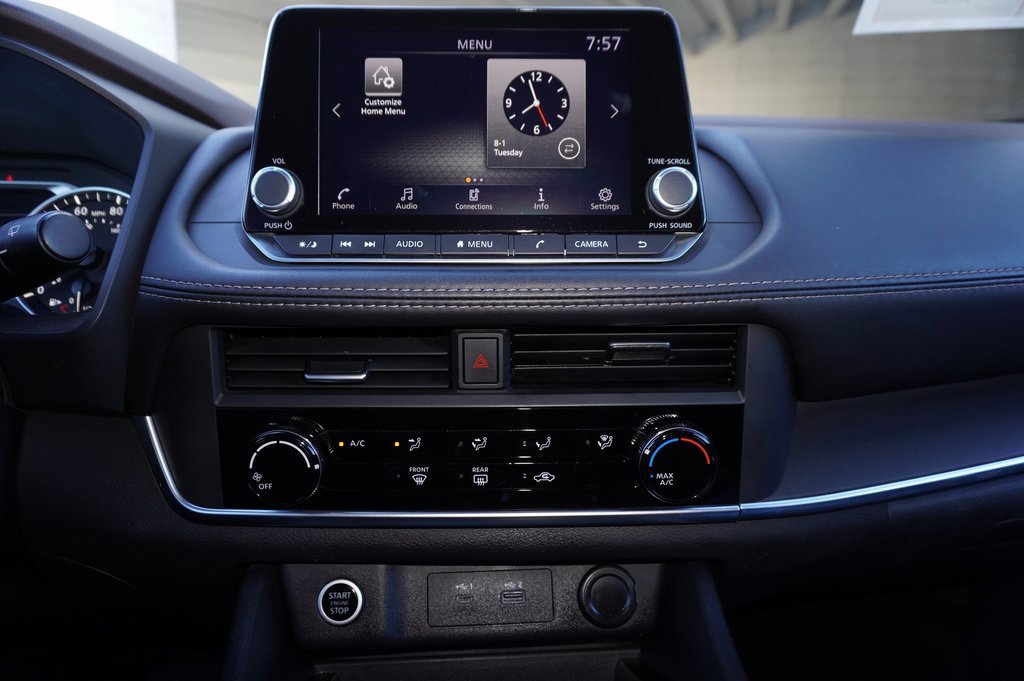 Used 2023 Nissan Rogue S image 17