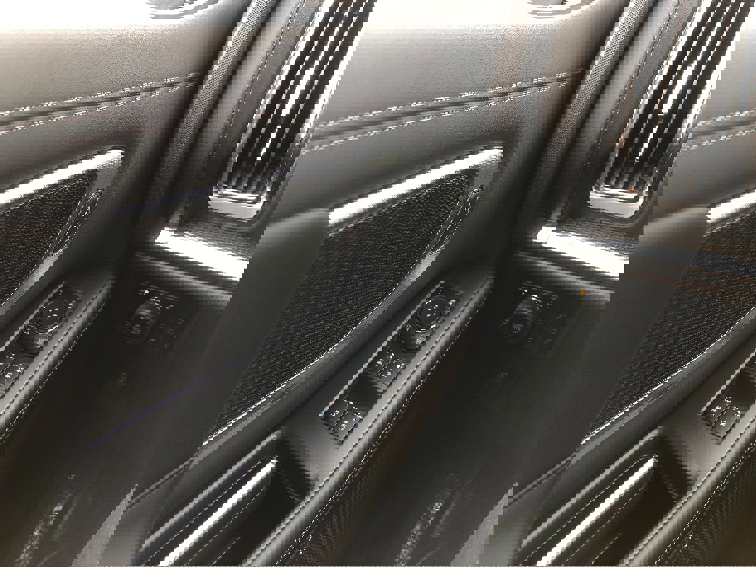 New 2025 Ford Expedition Platinum w/ Stealth Performance Package image 21