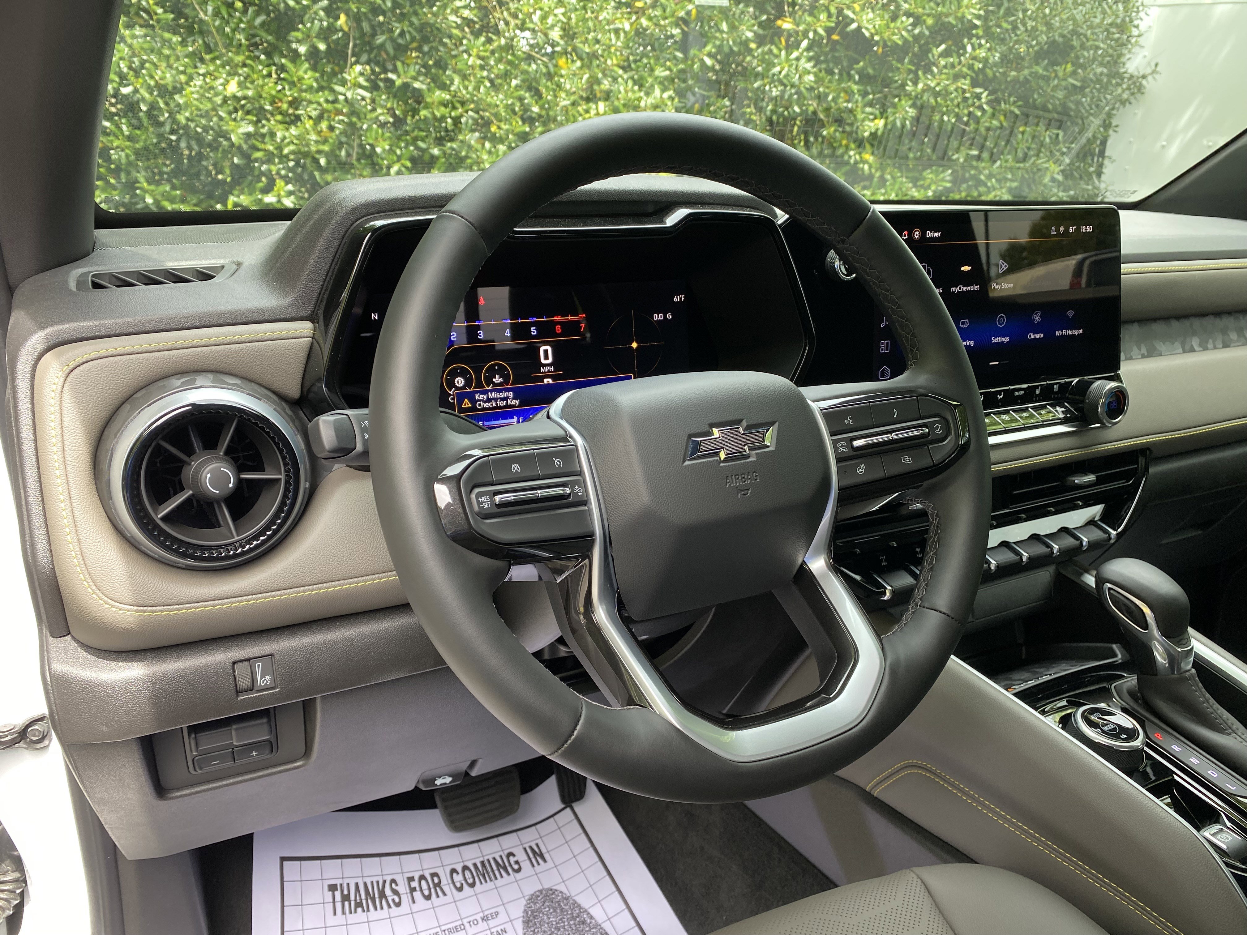 Used 2026 Chevrolet Colorado ZR2 w/ Technology Package AWD/4WD image 17