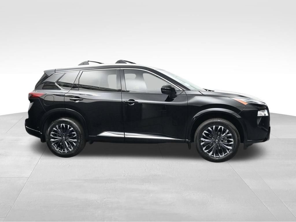 New 2026 Nissan Rogue Platinum w/ Platinum Premium Package AWD/4WD image 2