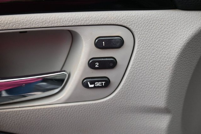 Used 2016 Honda Pilot Touring image 15