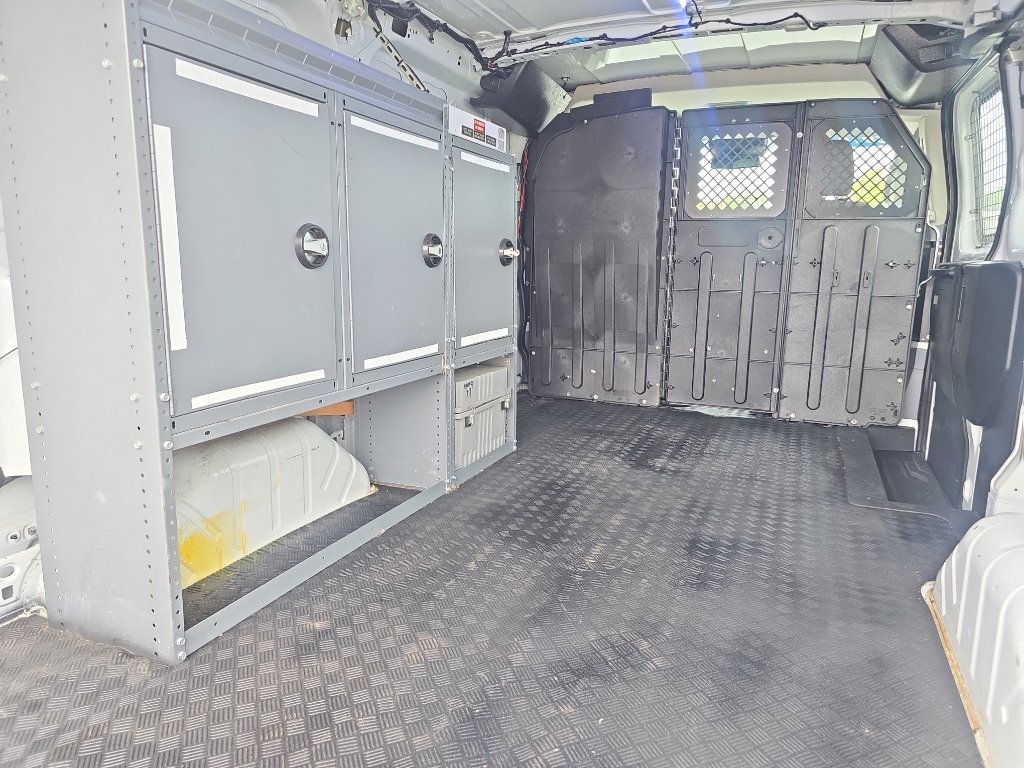 Used 2016 Ford Transit 250 130 Low Roof RWD image 19