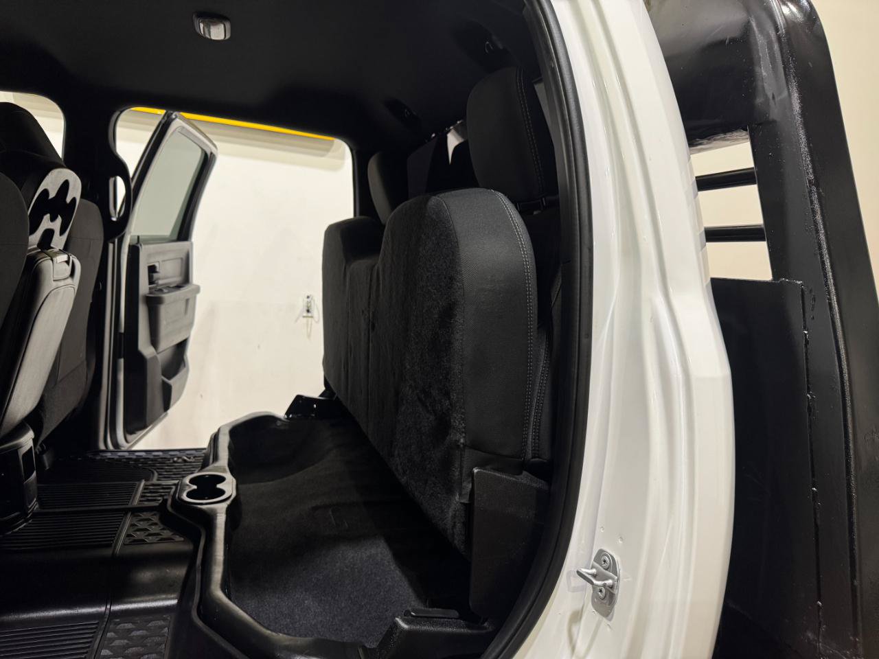 Used 2021 RAM 3500 Tradesman w/ Chrome Appearance Group AWD/4WD image 19