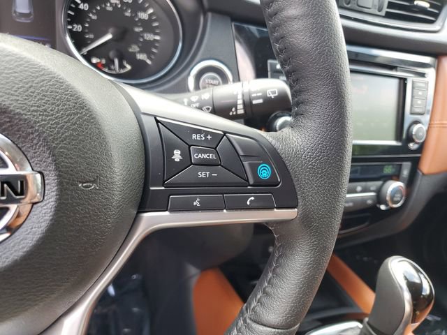 Used 2019 Nissan Rogue SL w/ Premium Package image 27