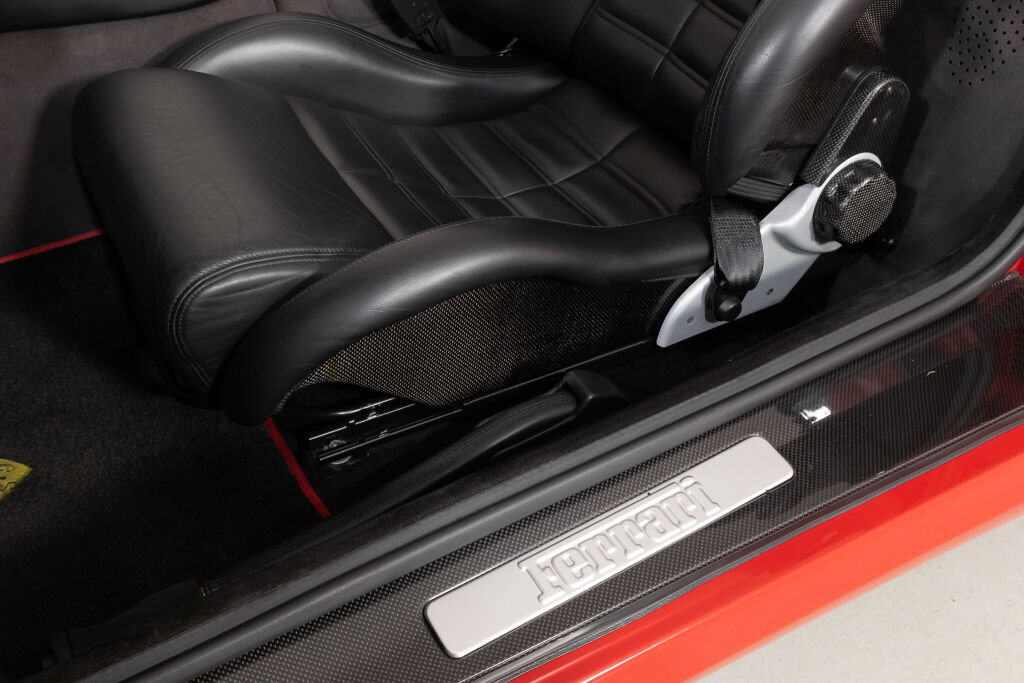 Used 2001 Ferrari 550 Maranello Barchetta RWD image 36