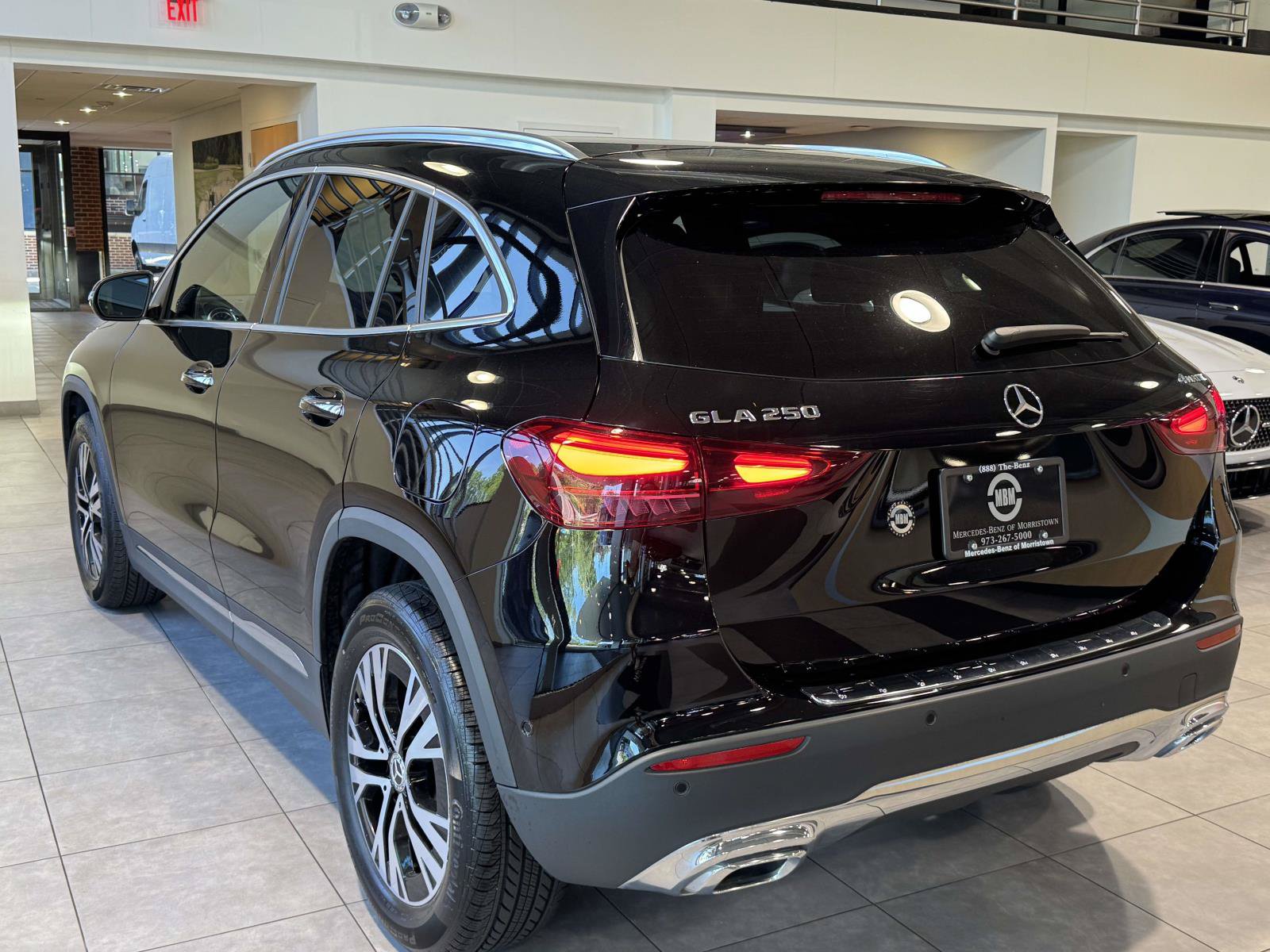 Certified 2025 Mercedes-Benz GLA 250 4MATIC image 3