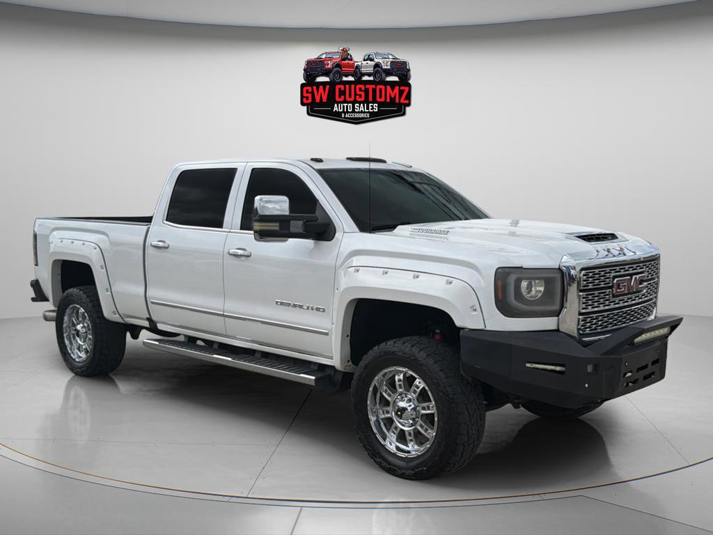 Used 2019 GMC Sierra 2500 Denali w/ Duramax Plus Package image 1