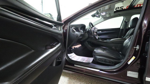 Used 2018 Buick LaCrosse Premium w/ Driver Confidence Package #2 AWD/4WD image 9